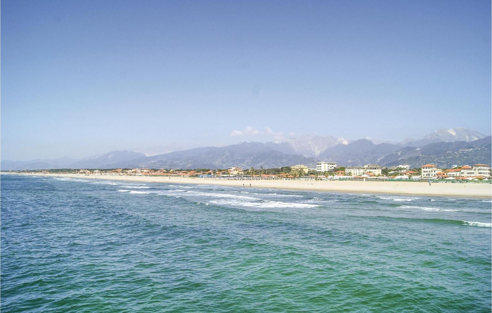 Sul Mare Apartment Lido di Camaiore Luaran gambar